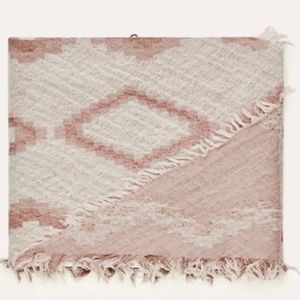 Wilfred diamond blanket scarf